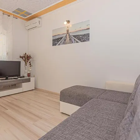 Awesome In * Ražanj