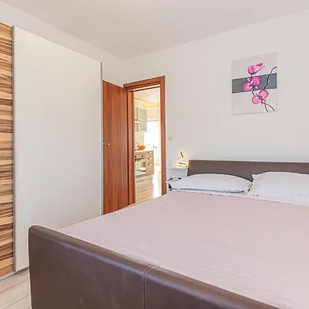 Apartman Awesome In